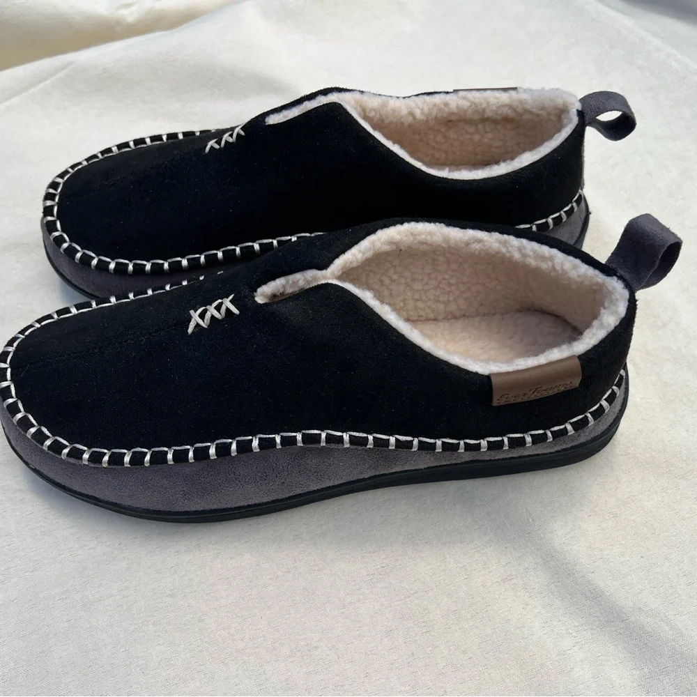 Men's Black Cozy Slip-On Moccasin Slippers with Sherpa Lining